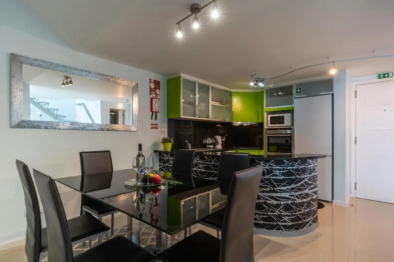 Lovely Sea View Apartment 