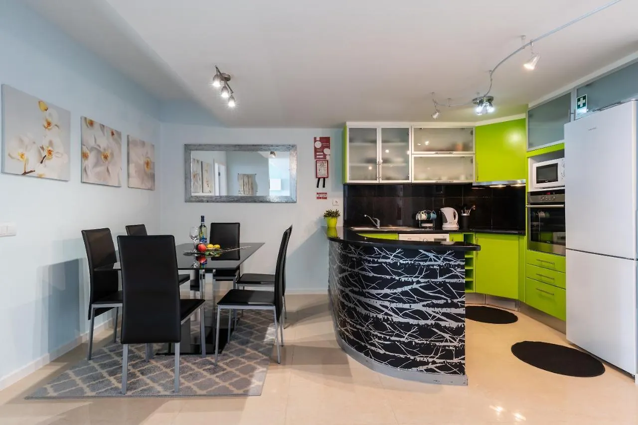 Lovely Sea View Apartment 